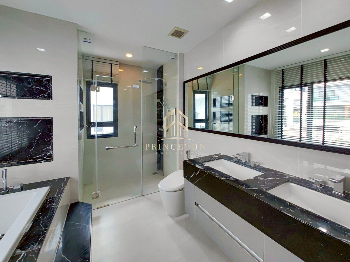 HousePattanakan, Srinakarin :  Grand Bangkok Boulevard Rama 9 📞092-4252445