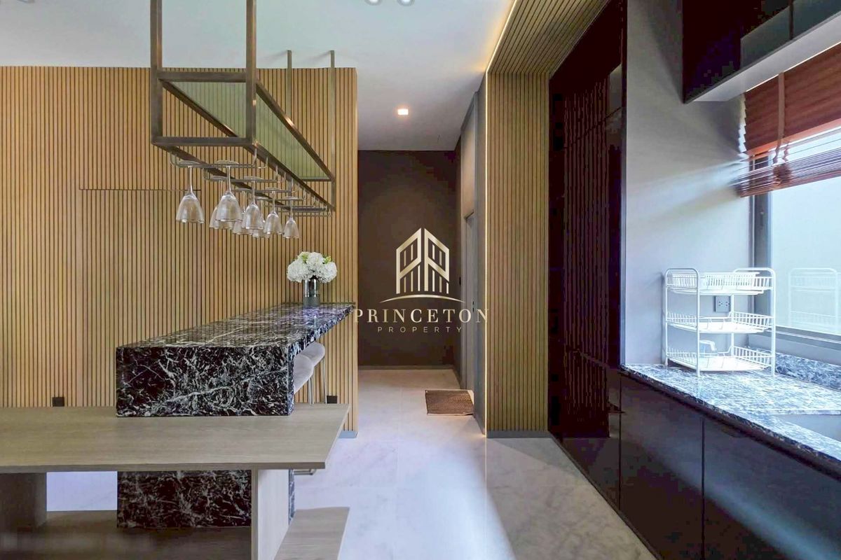 HousePattanakan, Srinakarin :  Grand Bangkok Boulevard Rama 9 📞092-4252445