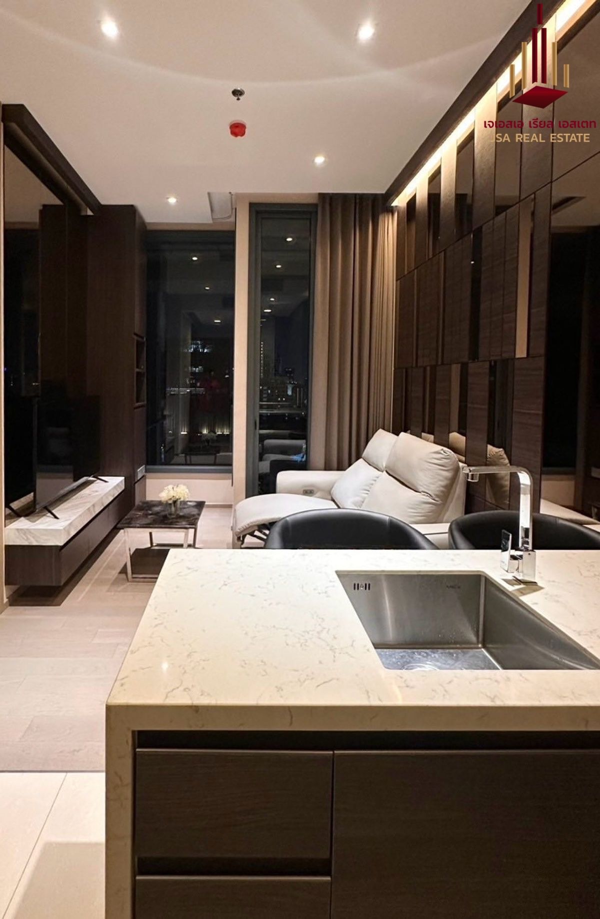 ให้เช่าคอนโดสุขุมวิท อโศก ทองหล่อ : ✨ ให้เช่า The Esse Asoke ราคา 35,000 บาท ห้อง 1B/1B