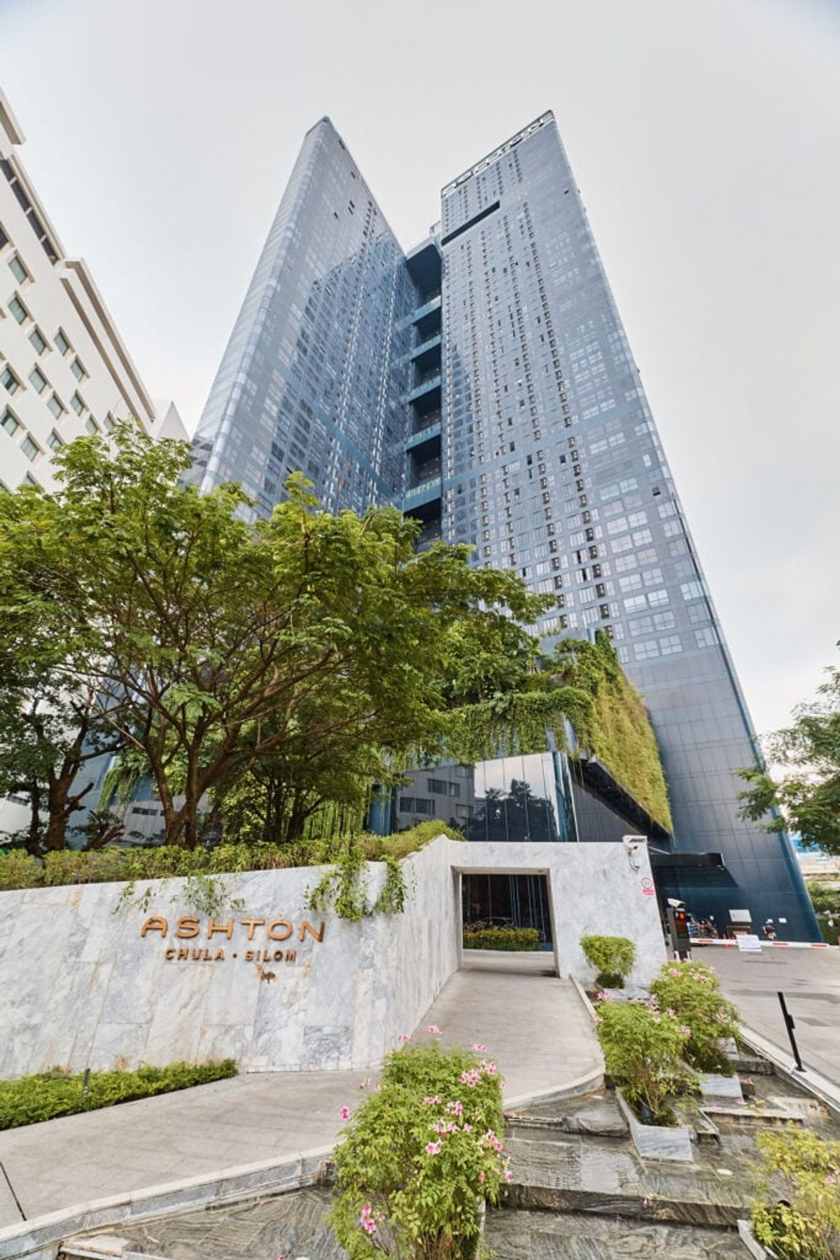 ขายคอนโดสยาม จุฬา สามย่าน : ✨ ขาย  Ashton Chula Silom ✨Big Price 7.75 MB