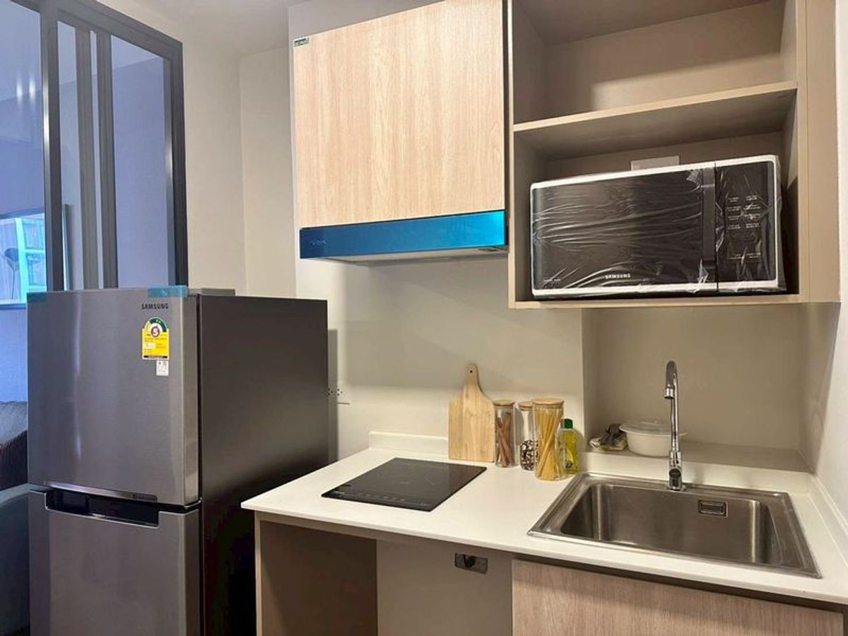 For RentCondoBangna, Bearing, Lasalle : Condo for rent, The Muve Bangna Fully Furnished, 24 square meters, 4th floor, near Bangna-Trat Road, Studio Room, Soi Premruethai, Bang Kaew Subdistrict, Bang Phli District, Samut Prakan Province.
