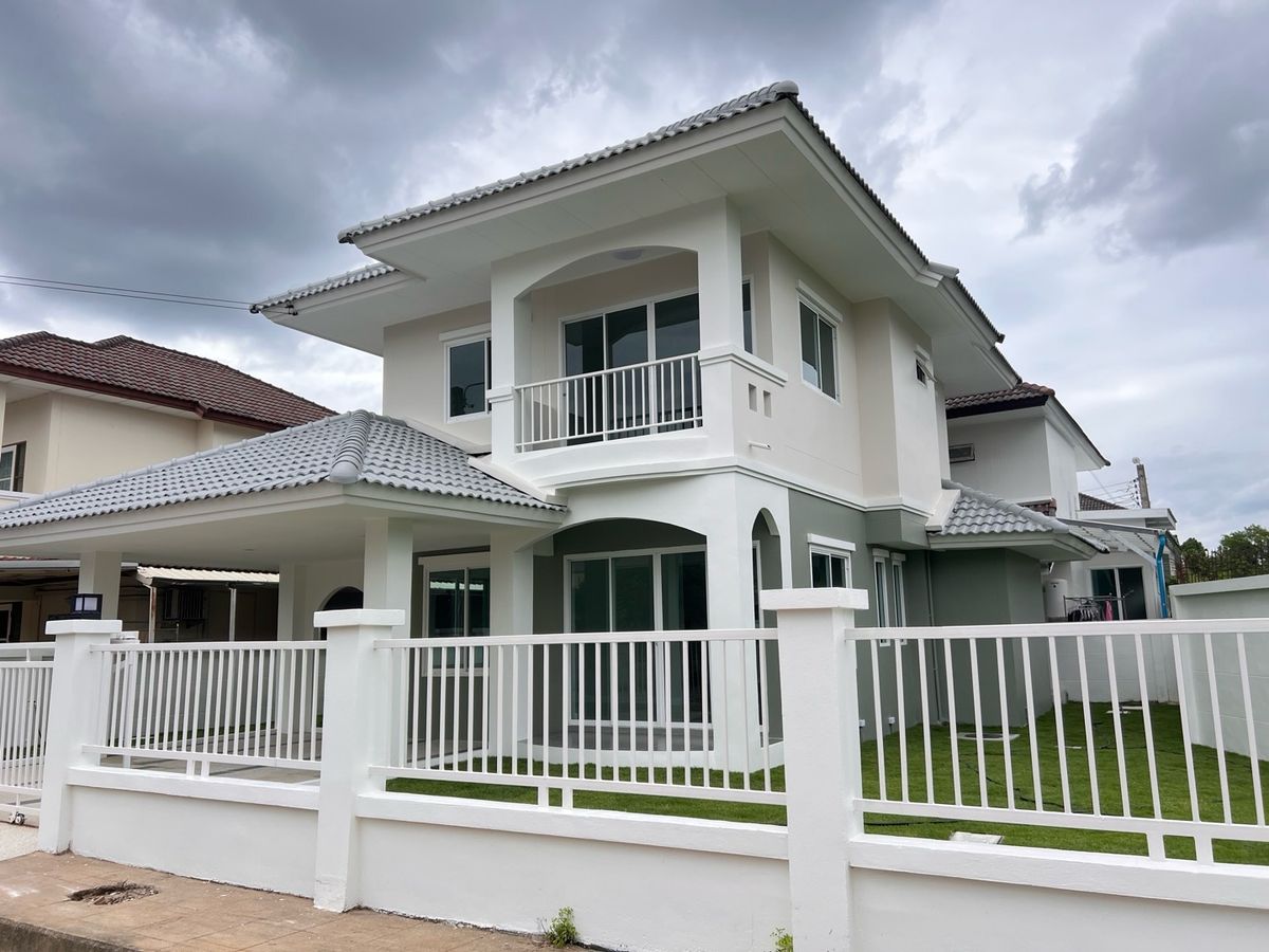 ขายบ้านนนทบุรี บางใหญ่ บางบัวทอง : บ้านประดับดาว 5-6 ท่าอิฐ
 ราคา 5.19 ล้าน แปลมุม