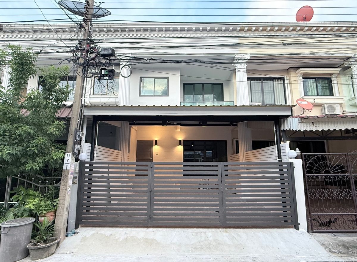 For SaleTownhomeOnnut, Udomsuk : Sell ​​2-story townhome, renovated after Soi Sukhumvit 101 (Punnawithi 48) [CC-01]