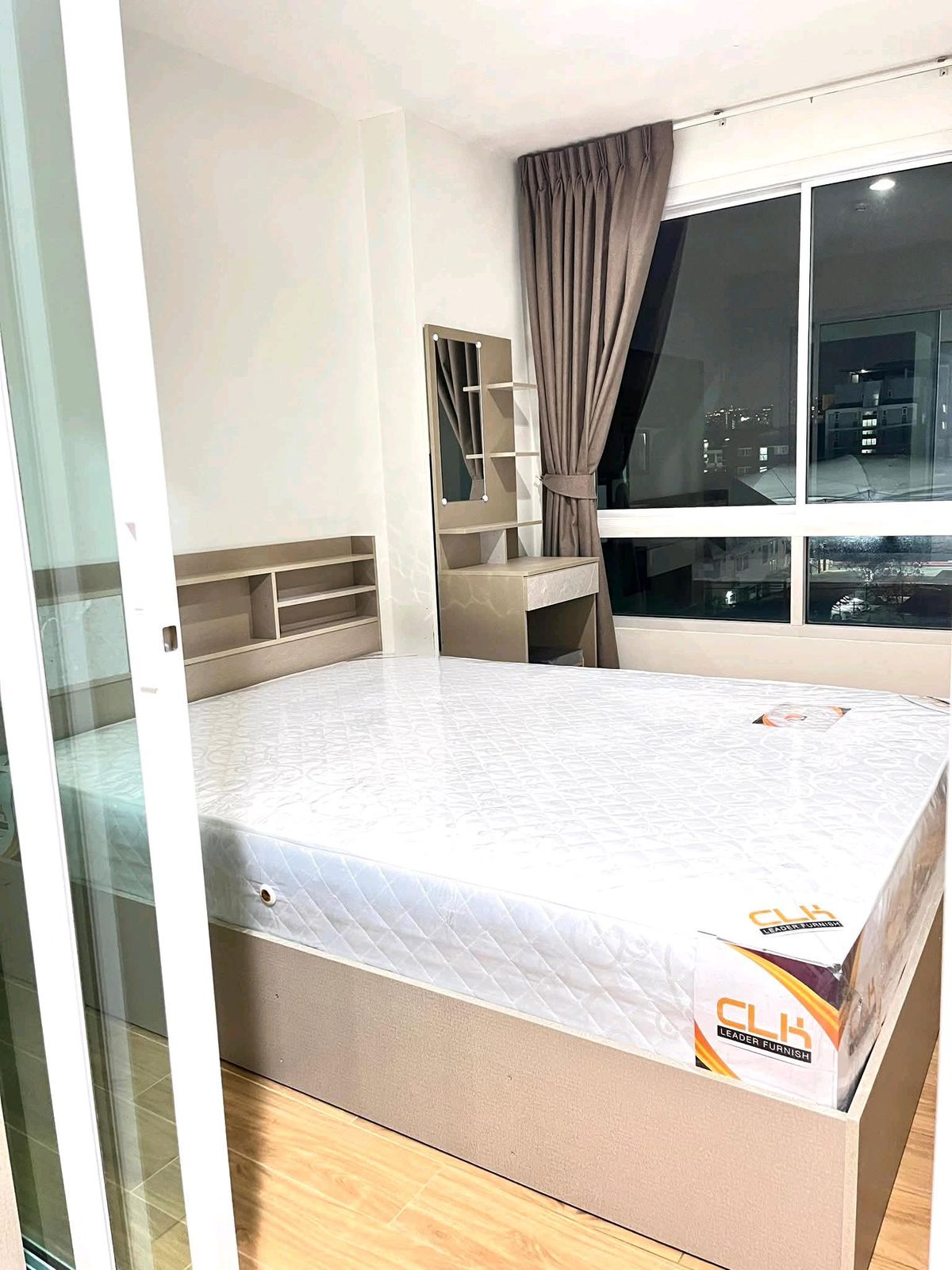 ให้เช่าคอนโดรัชดา ห้วยขวาง : คอนโด Feel Condo รัชดา 36 ✨ เฟอร์นิเจอร์ใหม่ ใกล้ MRT ลาดพร้าว เช่าเพียง 7,500 บ./เดือน