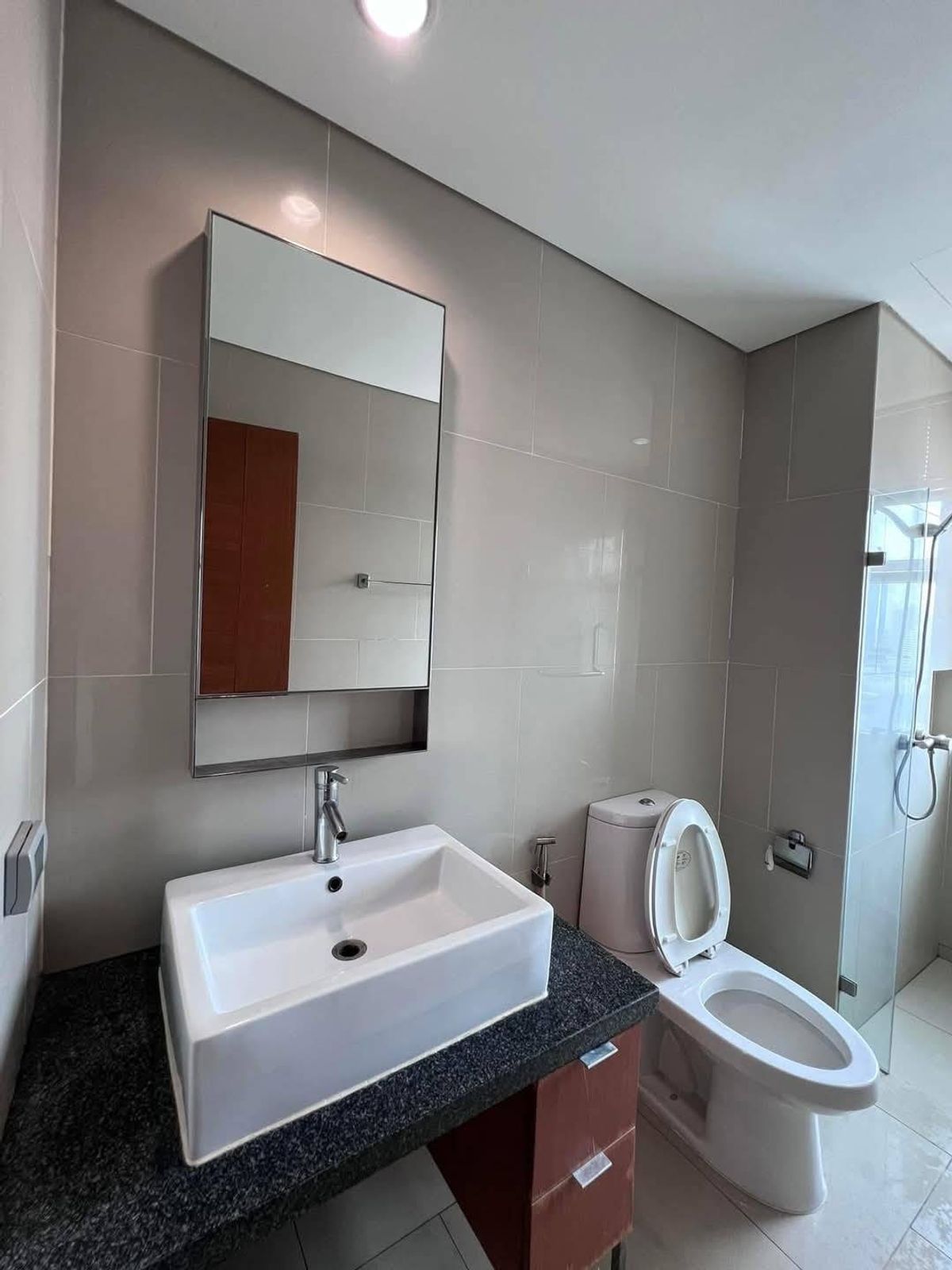 ให้เช่าคอนโดวงเวียนใหญ่ เจริญนคร : 💥ST-6312💥ว่าง ให้ เช่า  วิลล่า สาทร  👉แอดไลน์ @cozycondo 