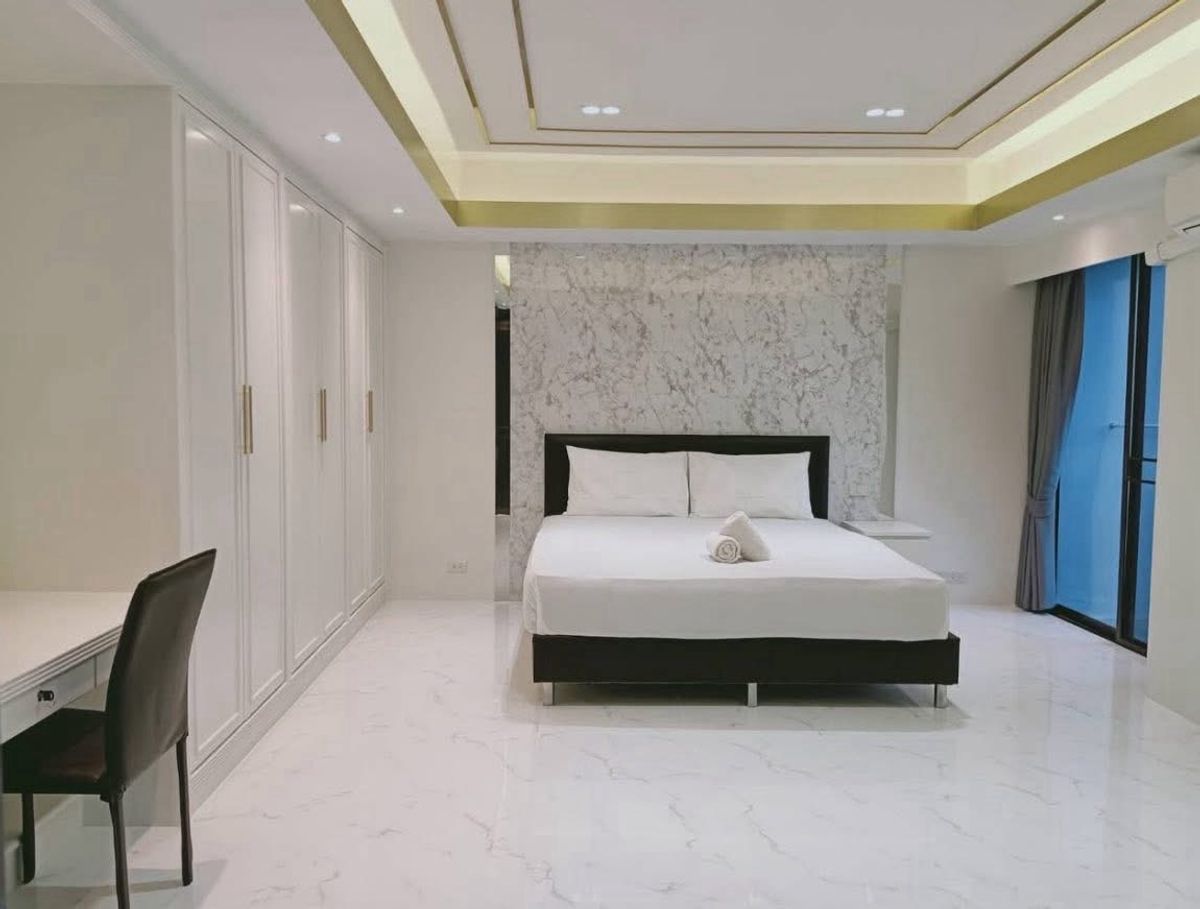 ให้เช่าคอนโดสุขุมวิท อโศก ทองหล่อ : The Waterford Thonglor 11 ห้องใหญ่ 193 Sqm! 🛏 2 Bed 2 Bath + 1 Extra Room 