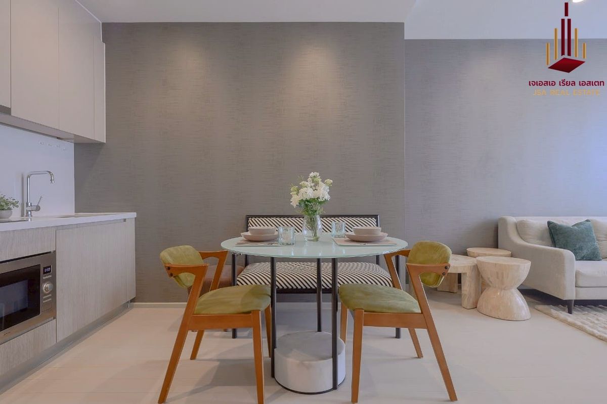 ขายคอนโดวิทยุ ชิดลม หลังสวน : 🔥 Noble Ploenchit for Sale Only 13.6MB with Private Lift🔥