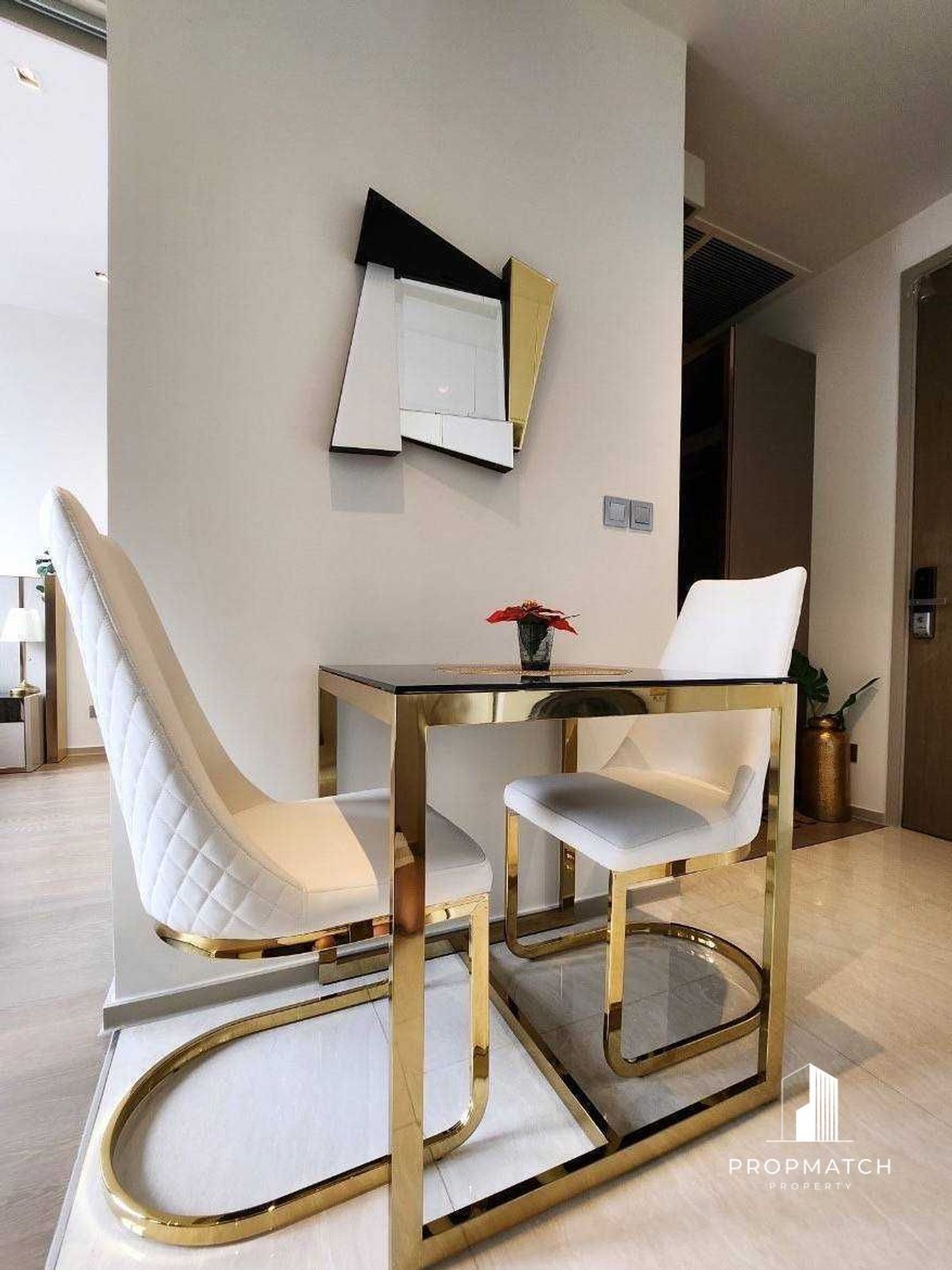 ขายคอนโดสีลม ศาลาแดง บางรัก : ✨Flash Deal ✨Ashton Silom ( 1Bed 1Bath 35SQM.) พร้อมอยู่ ! เพียง  6,900,000บาท Tel.0981315848 @propmatch