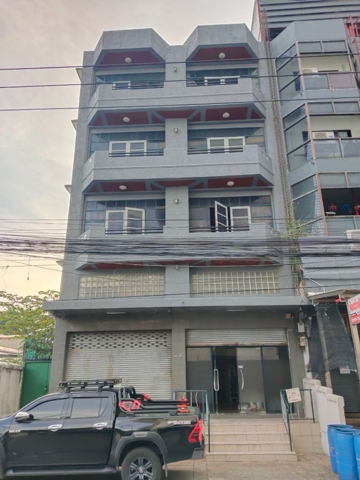 For RentShop HouseOnnut, Udomsuk : 🌈 Urgent rent, commercial building, Soi On Nut 36🔥🔥 Rental price 80,000/month