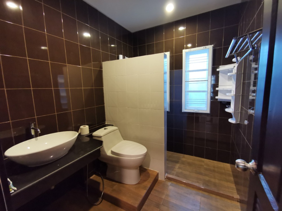 ให้เช่าบ้านวิภาวดี ดอนเมือง หลักสี่ : บ้านเดี่ยว 3ห้องนอน ติดเมืองเอก ใกล้สนามบิน เลี้ยงสัตว์ได้ เฟอร์นิเจอร์ครบ 