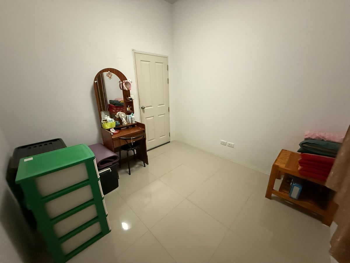 For SaleTownhomeSriracha Laem Chabang Ban Bueng : sell !! 1 -story townhouse in the corner of the Grand Town 2, Bueng Subdistrict, Si Racha District