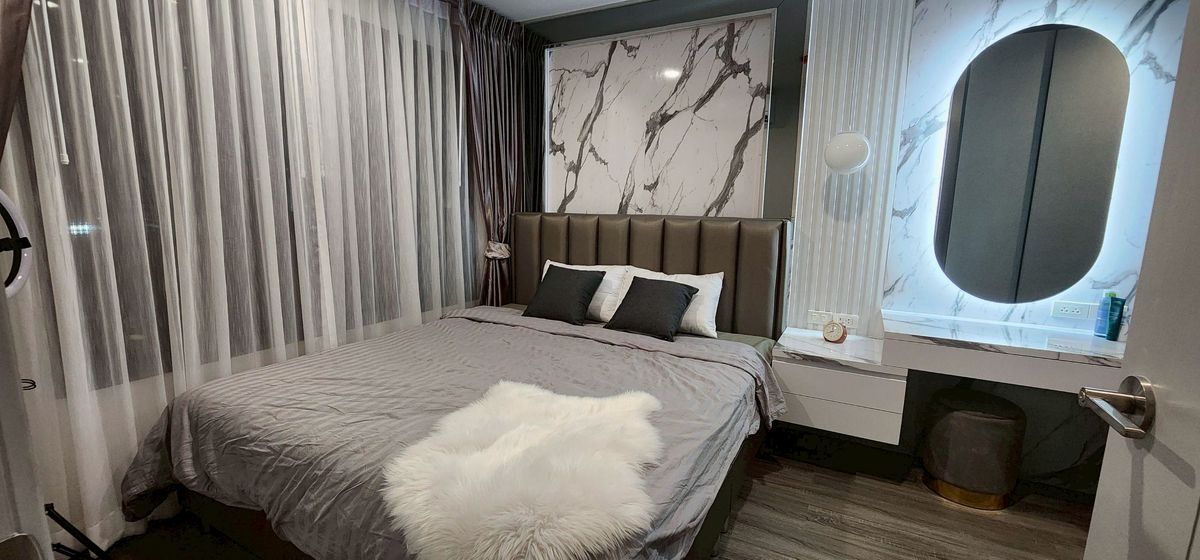 ให้เช่าคอนโดสยาม จุฬา สามย่าน : ✨ Ideo Chula - Samyan ✨🛋️ ตกแต่ง Built-in ทั้งห้อง สวยครบจบในที่เดียว 🛏️📌 พร้อมจอง และนัดชมได้เลยค่ะ