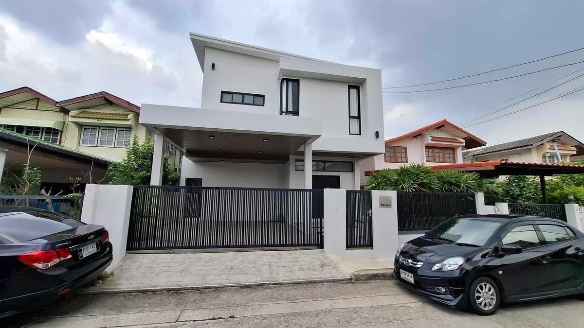 ขายบ้านสมุทรปราการ สำโรง : LTH13277 – House for Sale | Soi Bangna-Trad 39 | 250 sqm | 4 Beds 5 Baths | 8.5 MB | บ้านขาย บางนา-ตราด 39