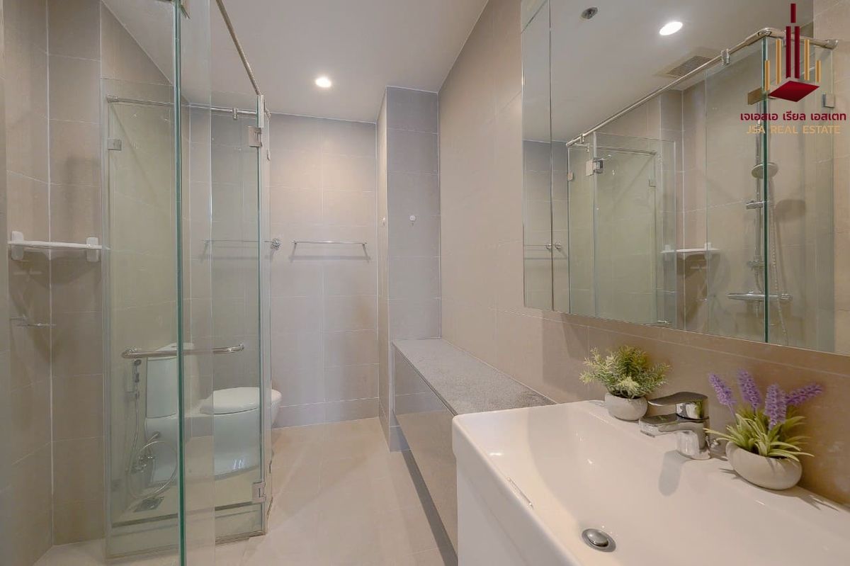 ขายคอนโดวิทยุ ชิดลม หลังสวน : 🔥 Noble Ploenchit for Sale Only 13.6MB with Private Lift🔥