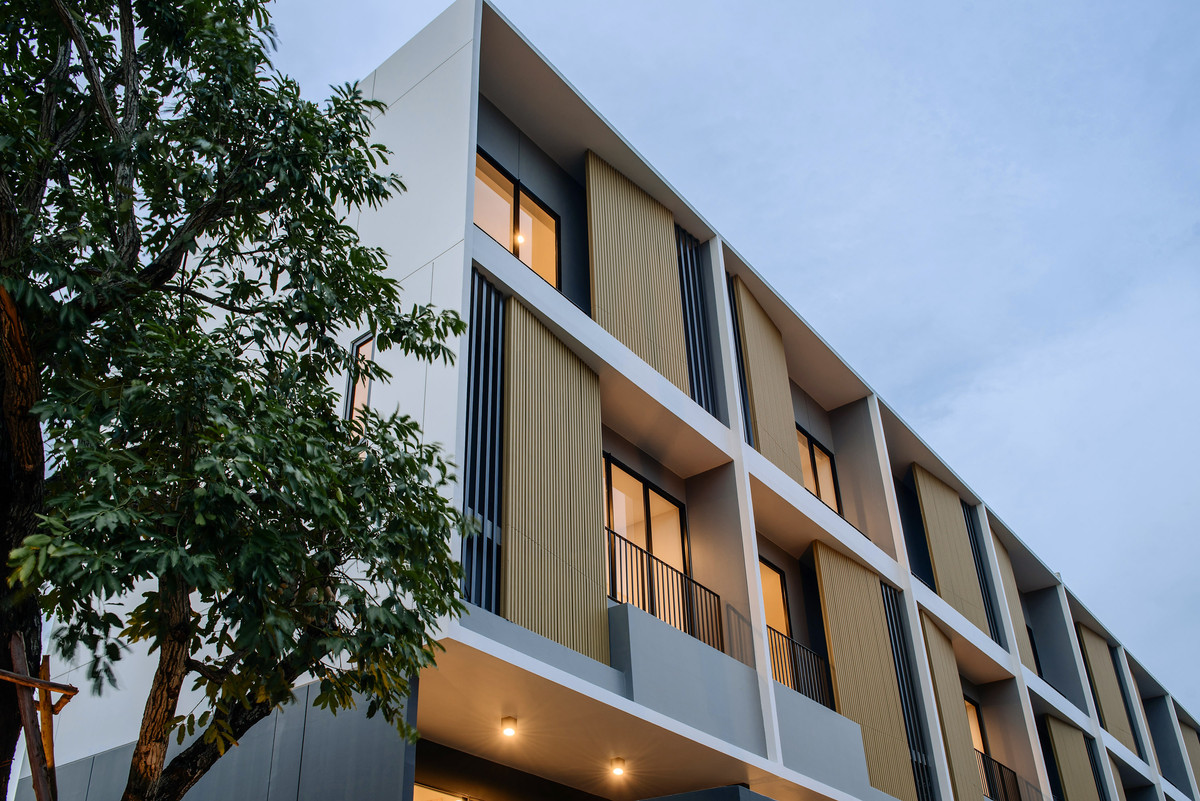 ให้เช่าทาวน์โฮมนนทบุรี บางใหญ่ บางบัวทอง : ทาวน์โฮม ติดโลตัส นอร์ท ใกล้ DBS อยู่อาศัย หรือทำออฟฟิศก็ได้ 4ชั้น 4ห้องนอน