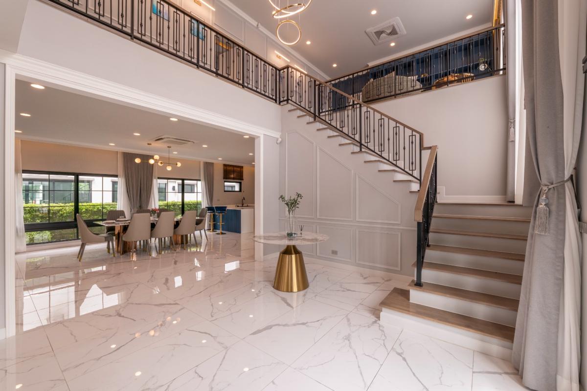 For RentHouseLadkrabang, Suwannaphum Airport : 🔥For urgent rent +🔥Setthasiri Bangna - Suvarnabhumi, Modern Classic style detached house, 5 bedrooms, 6 bathrooms, near Suvarnabhumi ❗