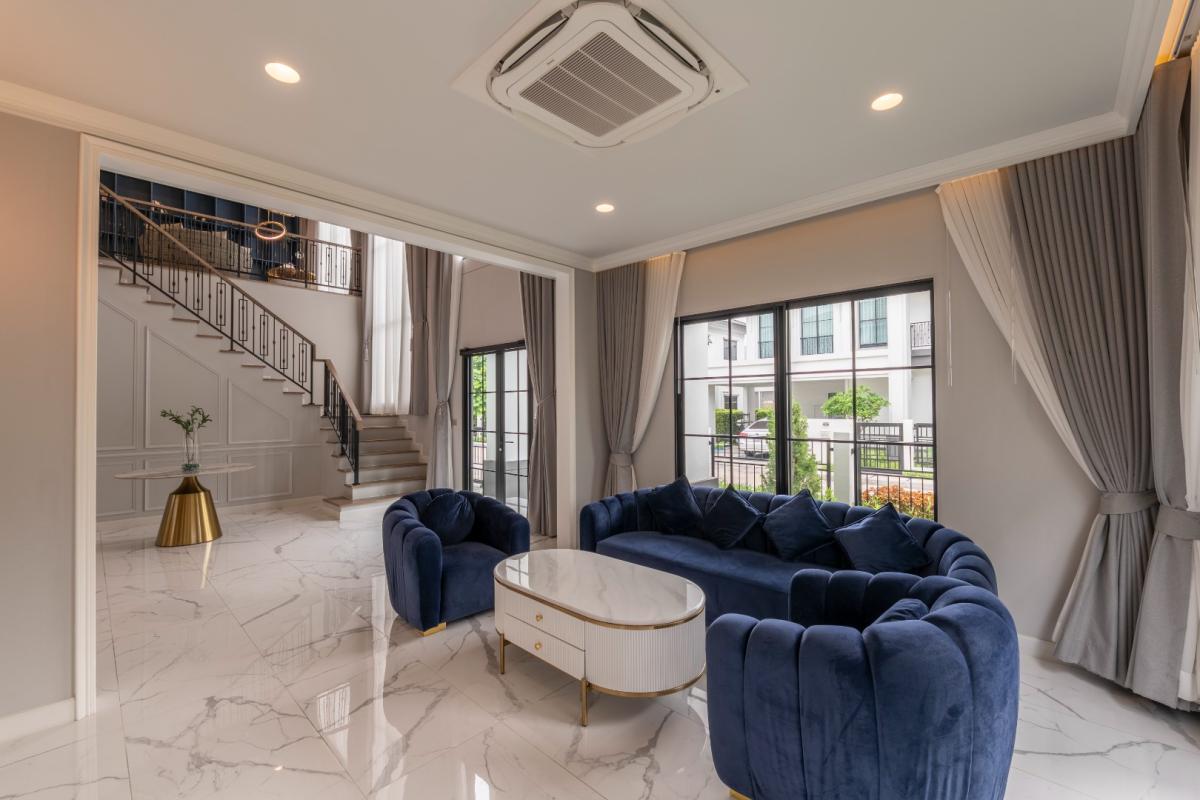 For RentHouseLadkrabang, Suwannaphum Airport : 🔥For urgent rent +🔥Setthasiri Bangna - Suvarnabhumi, Modern Classic style detached house, 5 bedrooms, 6 bathrooms, near Suvarnabhumi ❗