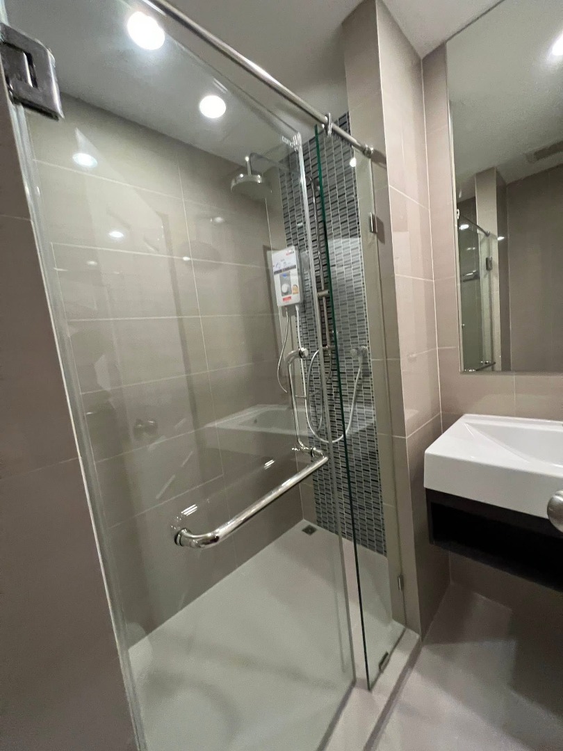 For RentCondoOnnut, Udomsuk : 🔥Urgent rental 🔥The Sky Sukhumvit, beautiful room, exactly as advertised, fully furnished, ready to move in, convenient transportation, near BTS Udomsuk❗