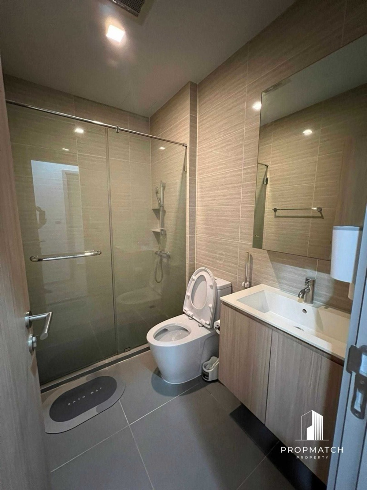 For SaleCondoSapankwai,Jatujak : ⚡️Hot the most in the M Jatujak building, only 6.9 deleted. 🔥2 Bedroom 56 sq.m. Petfriendly condo Chatuchak-Morchit near BTS, MRT 📞06-2828-5146