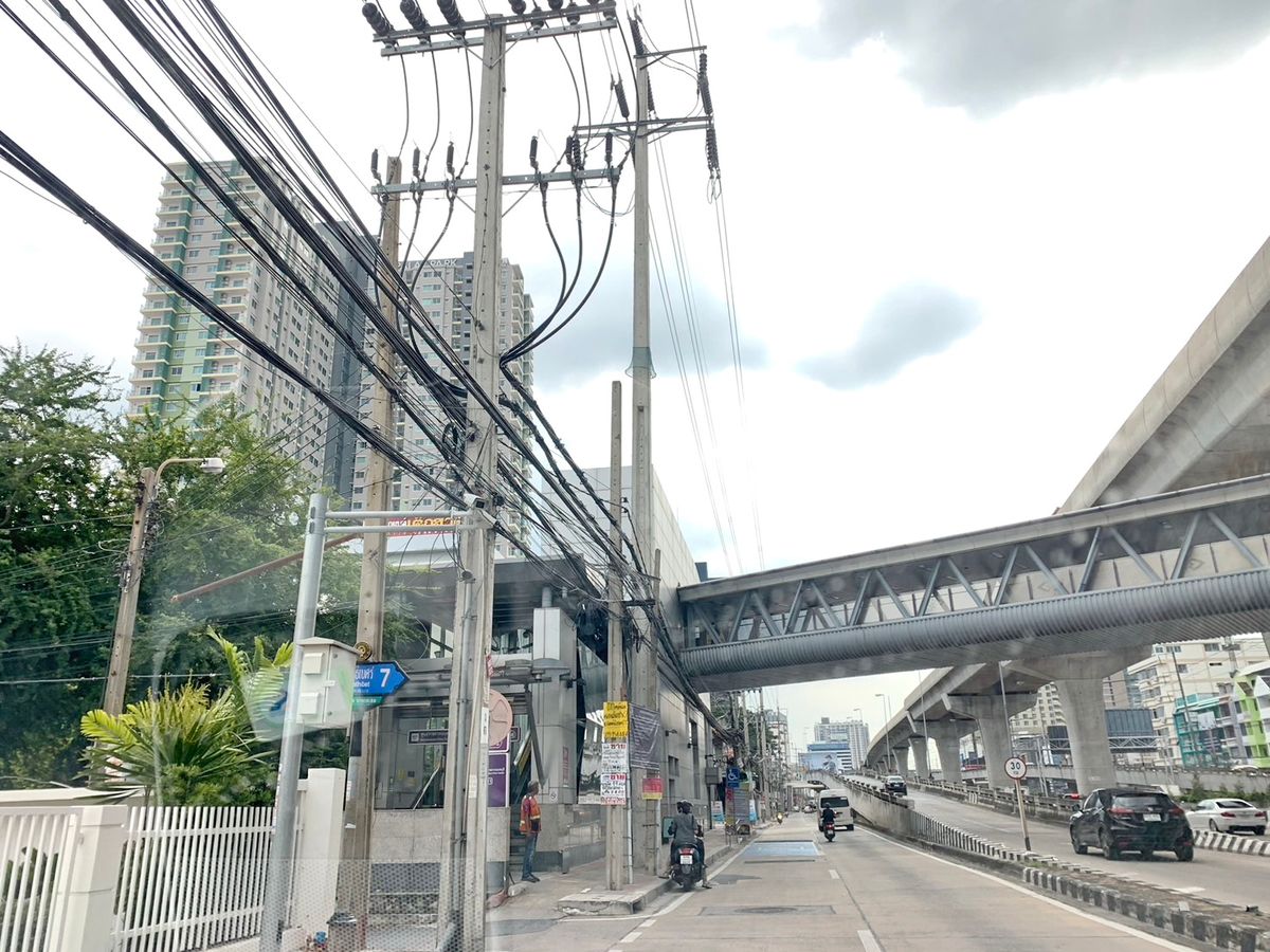 ให้เช่าคอนโดรัตนาธิเบศร์ สนามบินน้ำ พระนั่งเกล้า : ให้เช่า   ศุภาลัย ปาร์ค แคราย งามวงศ์วานMRTศูนย์ราชการ 100 เมตร (  มี 2 ราคาตามเงื่อนไข ใช้รถ )