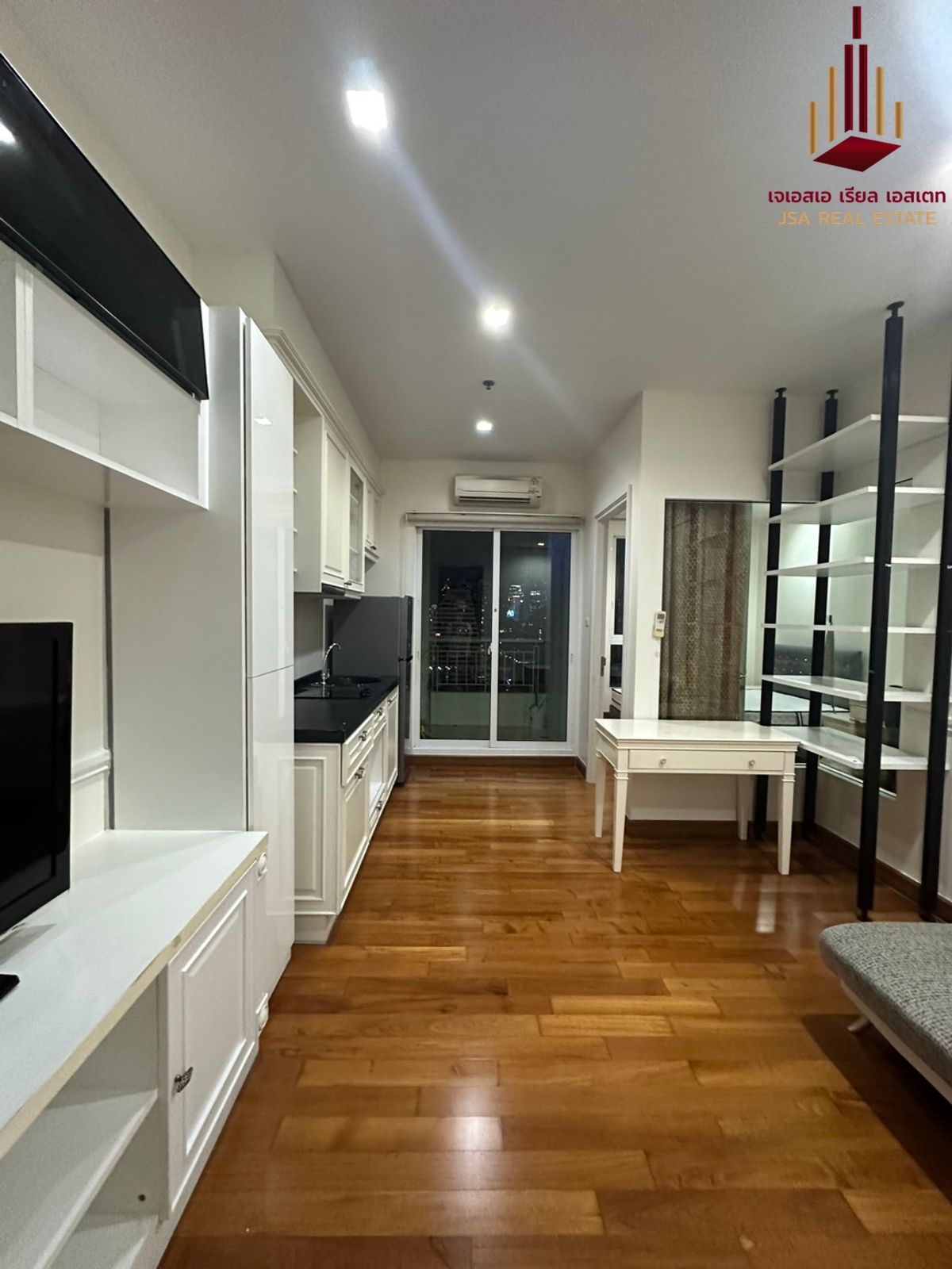 ให้เช่าคอนโดสาทร นราธิวาส : ✨ For  Rent: Ivy sathorn 10 Condo ✨  💰 Only 22,000 THB/month