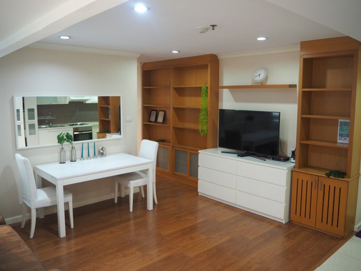 ให้เช่าคอนโดสุขุมวิท อโศก ทองหล่อ : For Rent 2 Bedroom @ Grand Park View Asoke