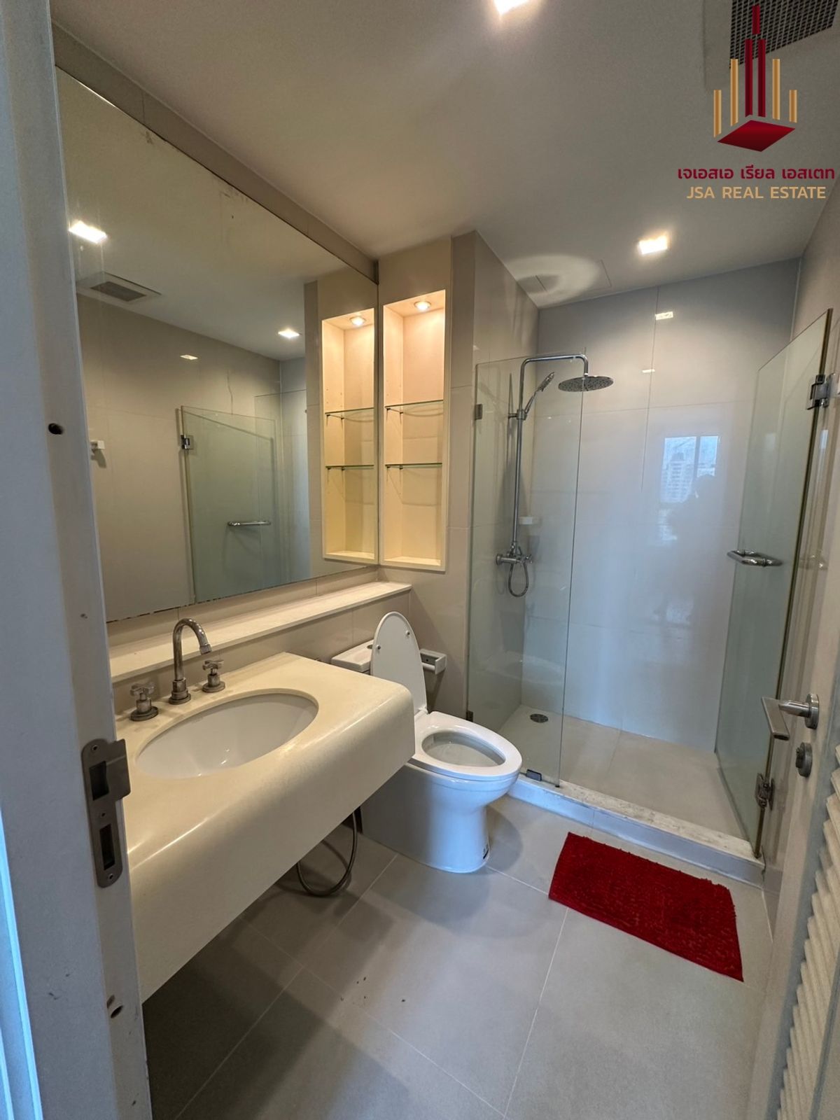 ให้เช่าคอนโดสาทร นราธิวาส : ✨ For  Rent: Ivy sathorn 10 Condo ✨  💰 Only 22,000 THB/month