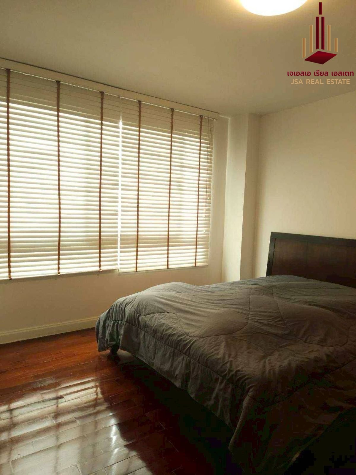 ให้เช่าคอนโดสุขุมวิท อโศก ทองหล่อ : ✨ 49 Plus Low-rise condo for Rent only 35,000✨