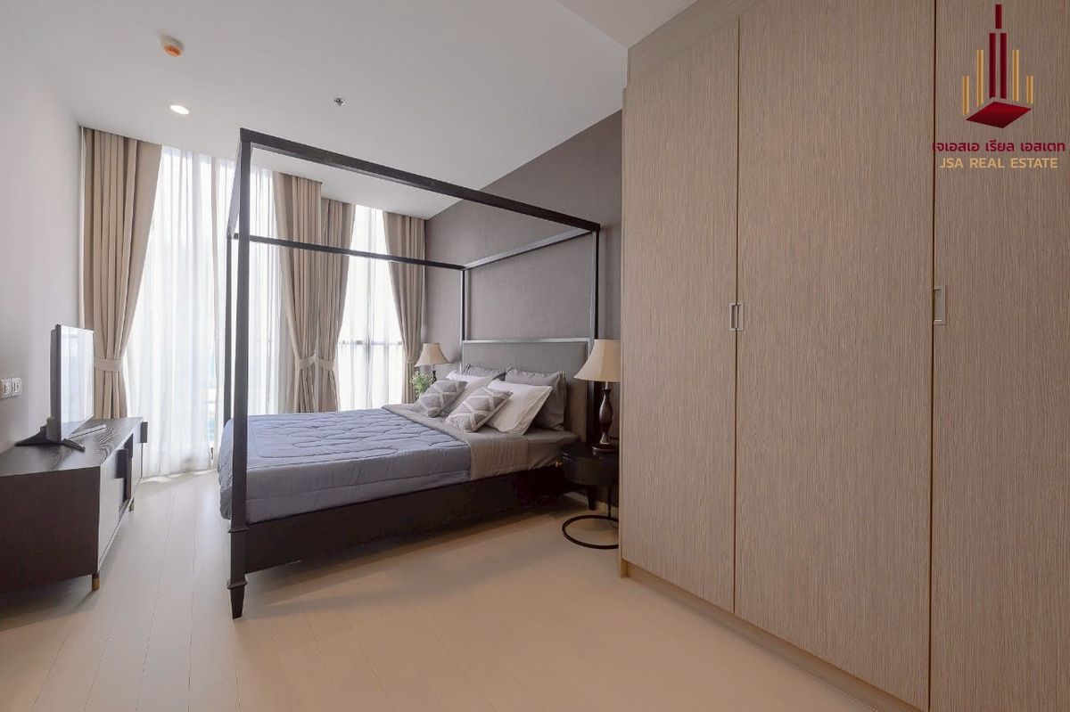ขายคอนโดวิทยุ ชิดลม หลังสวน : 🔥 Noble Ploenchit for Sale Only 13.6MB with Private Lift🔥