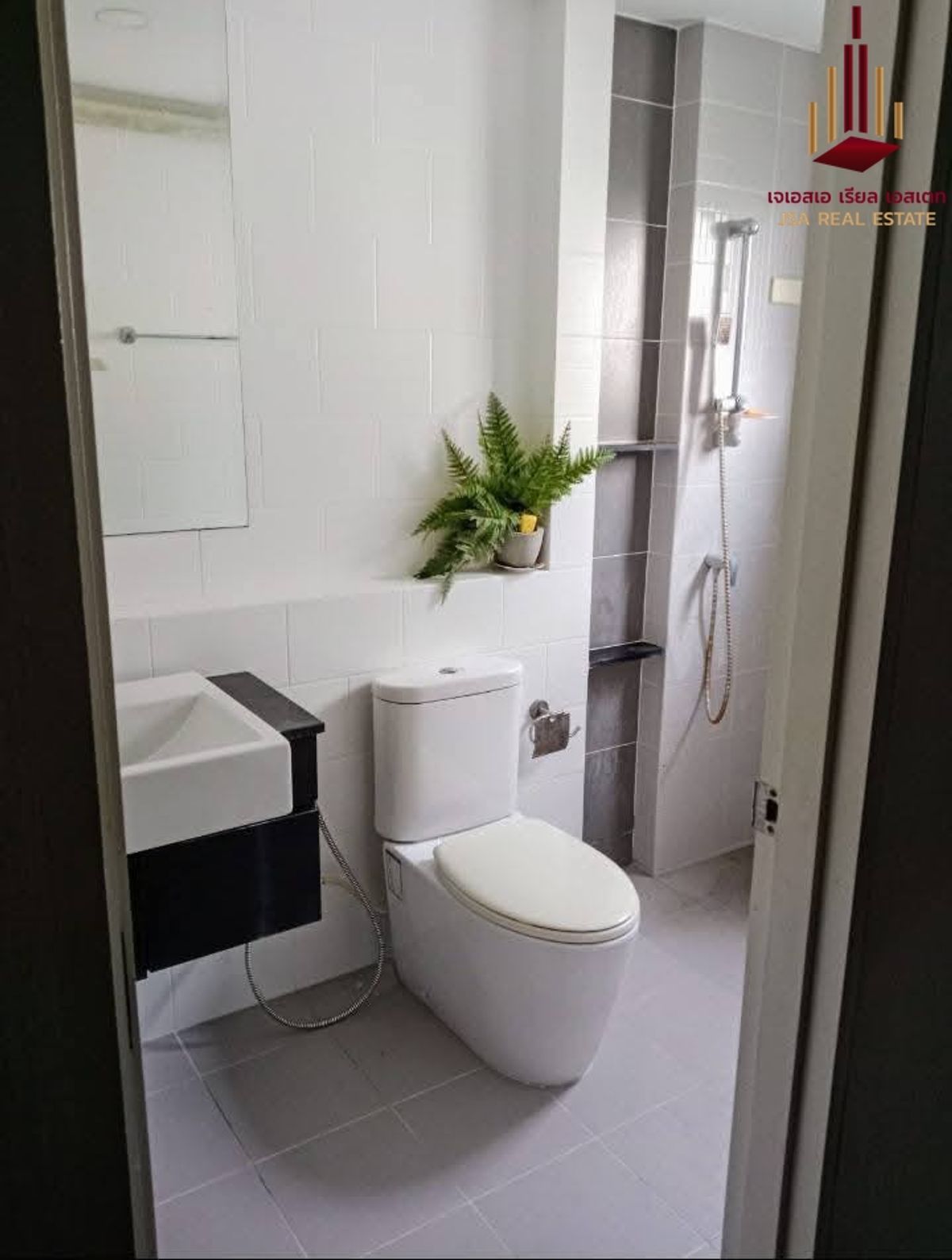 ให้เช่าบ้านนวมินทร์ รามอินทรา : ✨ For Rent: Centro Ramintra-Chatuchot ✨  💰 Only 63,000 THB/month