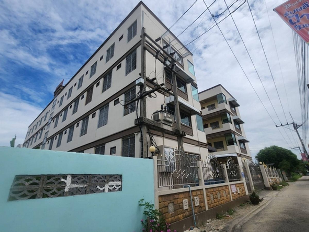 For SaleHotel&Apartment BusinessBang kae, Phetkasem : Apartment for sale, Petchkasem 87, an area of ​​387 square wah, 4 floors, 96 rooms, enter the alley from Petchkasem Road, only 650 meters.