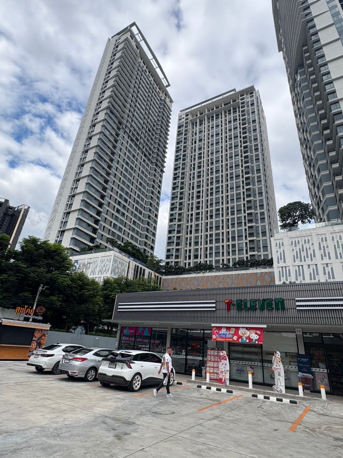 For RentCondoLadprao, Central Ladprao : 🔥Urgent for rent🔥The Saint Residences, 2 bedrooms, 2 bathrooms, beautiful room, fully furnished, near MRT Phahon Yothin❗