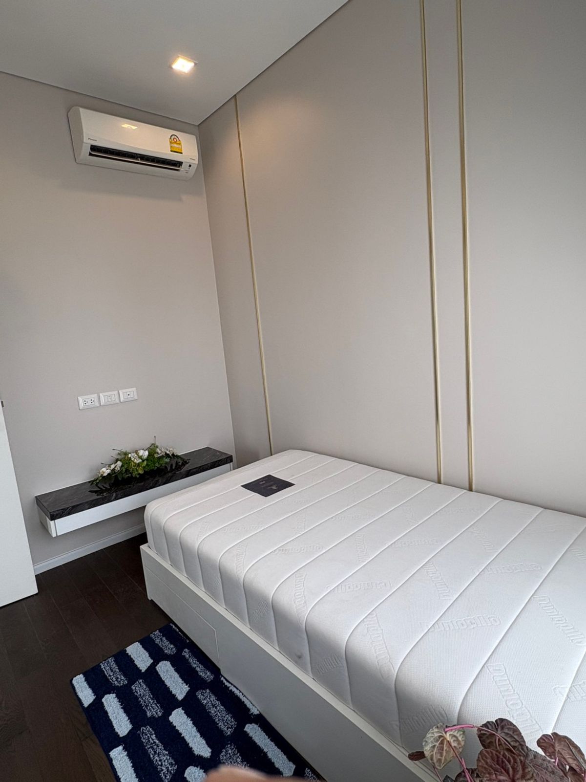 For RentCondoLadprao, Central Ladprao : 🔥Urgent for rent🔥The Saint Residences, 2 bedrooms, 2 bathrooms, beautiful room, fully furnished, near MRT Phahon Yothin❗