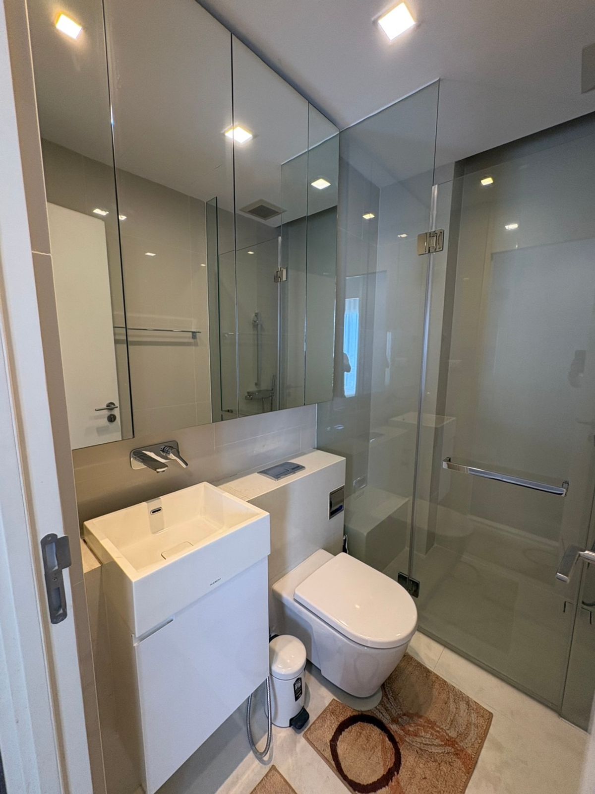 For RentCondoLadprao, Central Ladprao : 🔥Urgent for rent🔥The Saint Residences, 2 bedrooms, 2 bathrooms, beautiful room, fully furnished, near MRT Phahon Yothin❗