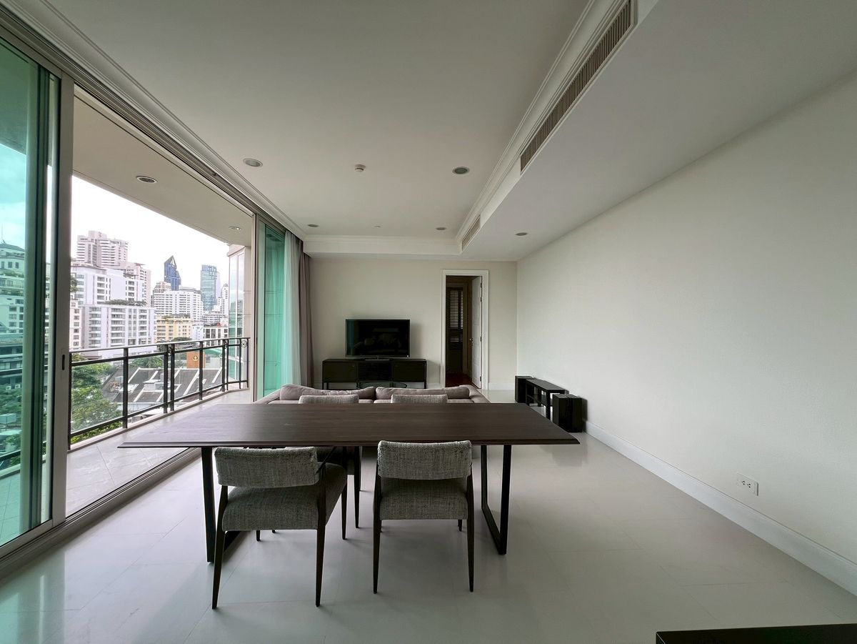 For RentCondoSukhumvit, Asoke, Thonglor : Impressive and Spacious 2 Bed at Royce