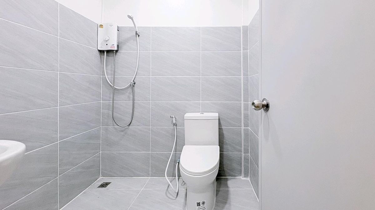 For SaleTownhomeLadprao101, Happy Land, The Mall Bang Kapi : 🏘🏡《 2 -story townhome 》🩷 Beautifully decorated with Can be a family.