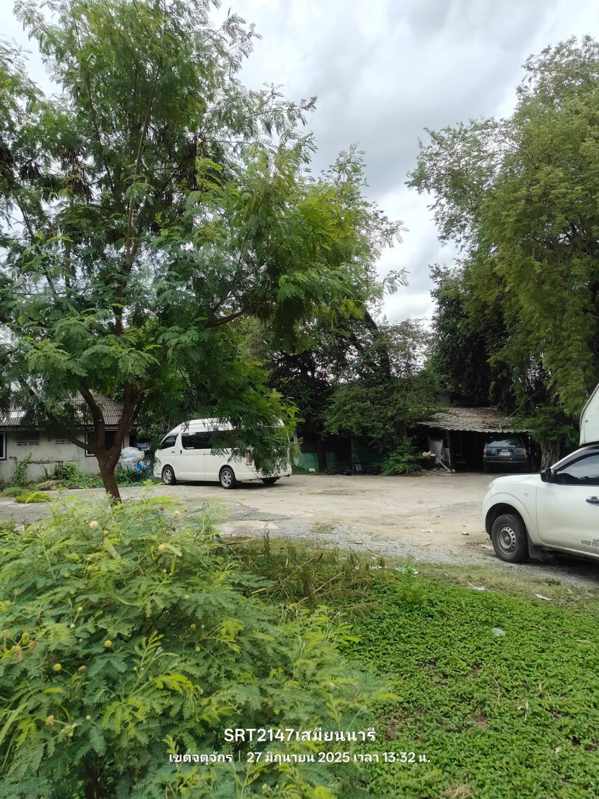 ขายที่ดินสะพานควาย จตุจักร : ขายที่ดิน  ติดสถานีรถไฟฟ้า SRT สายสีแดง เสมียนนารี เหมาะสำหรับการสร้างอาคารสูง 