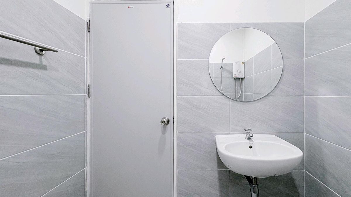 For SaleTownhomeLadprao101, Happy Land, The Mall Bang Kapi : 🏘🏡《 2 -story townhome 》🩷 Beautifully decorated with Can be a family.