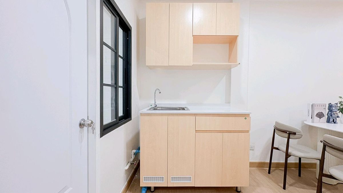 For SaleTownhomeLadprao101, Happy Land, The Mall Bang Kapi : 🏘🏡《 2 -story townhome 》🩷 Beautifully decorated with Can be a family.