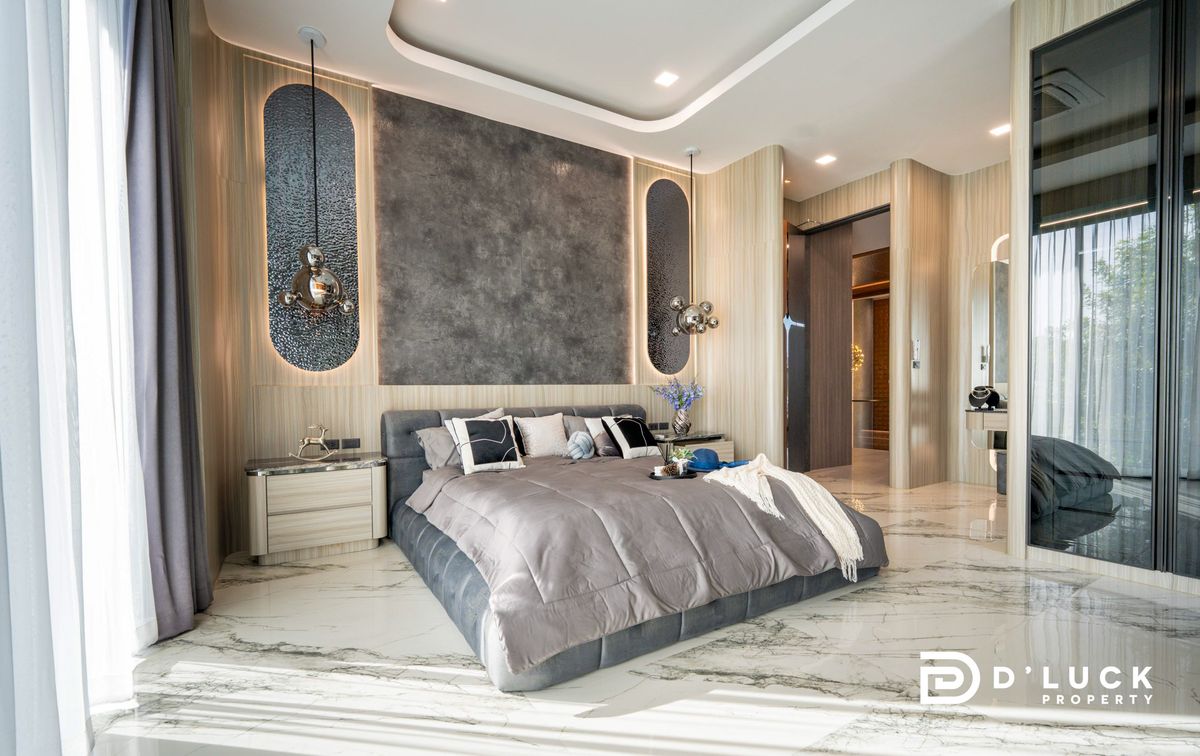 ขายพัทยา บางแสน ชลบุรี สัตหีบ : Ultra Luxury Pool Villa in Pattaya