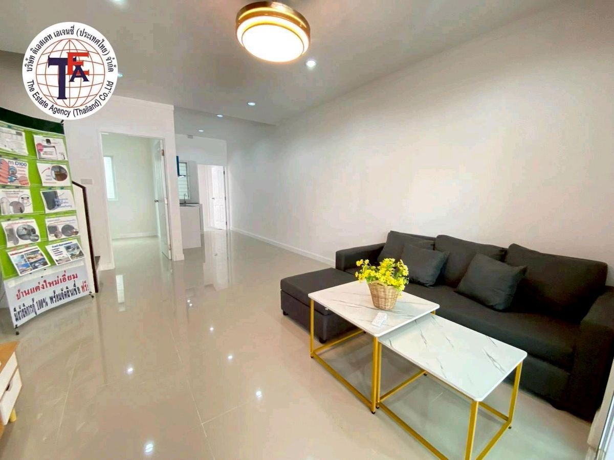 For SaleTownhomePathum Thani,Rangsit, Thammasat : 2-storey townhome for sale, Ilev Town Village, Lam Luk Ka Khlong 3 Future Park, Rangsit, Dream World Rangsit-Nakhon Nayai Sai Mai, Phahonyothin Kanchanaphisek, Lat Sawai Market, Na Charoen Market, Th Thua Two Golf Course Sin Phai Hospital Bang Pakok Hospi