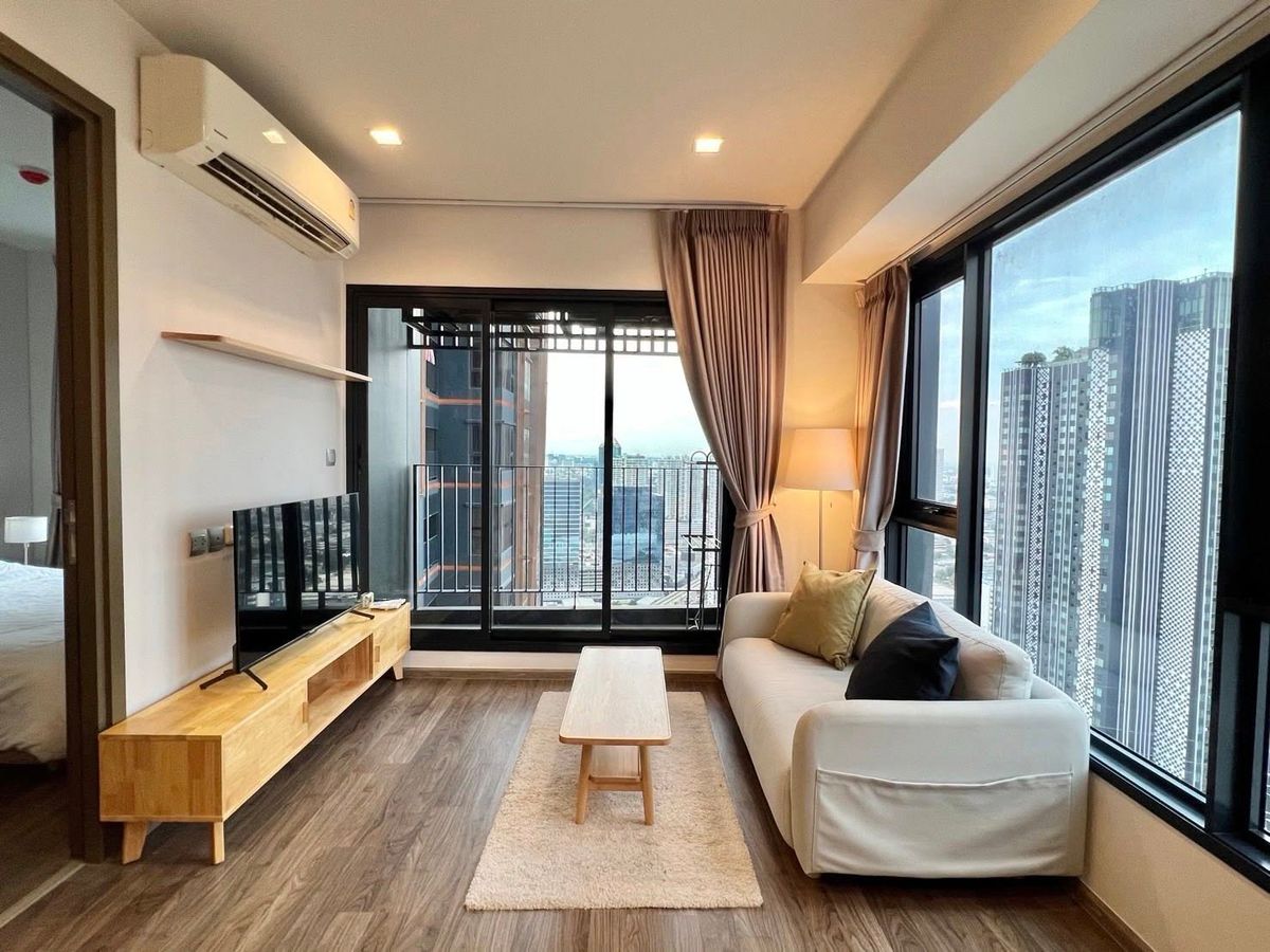 ให้เช่าคอนโดลาดพร้าว เซ็นทรัลลาดพร้าว : Life Ladprao Valley | 1 ห้องนอน ห้องมุม ชั้นสูง วิวสวย พร้อมอยู่ | ให้เช่า 26,000 บาท/เดือน