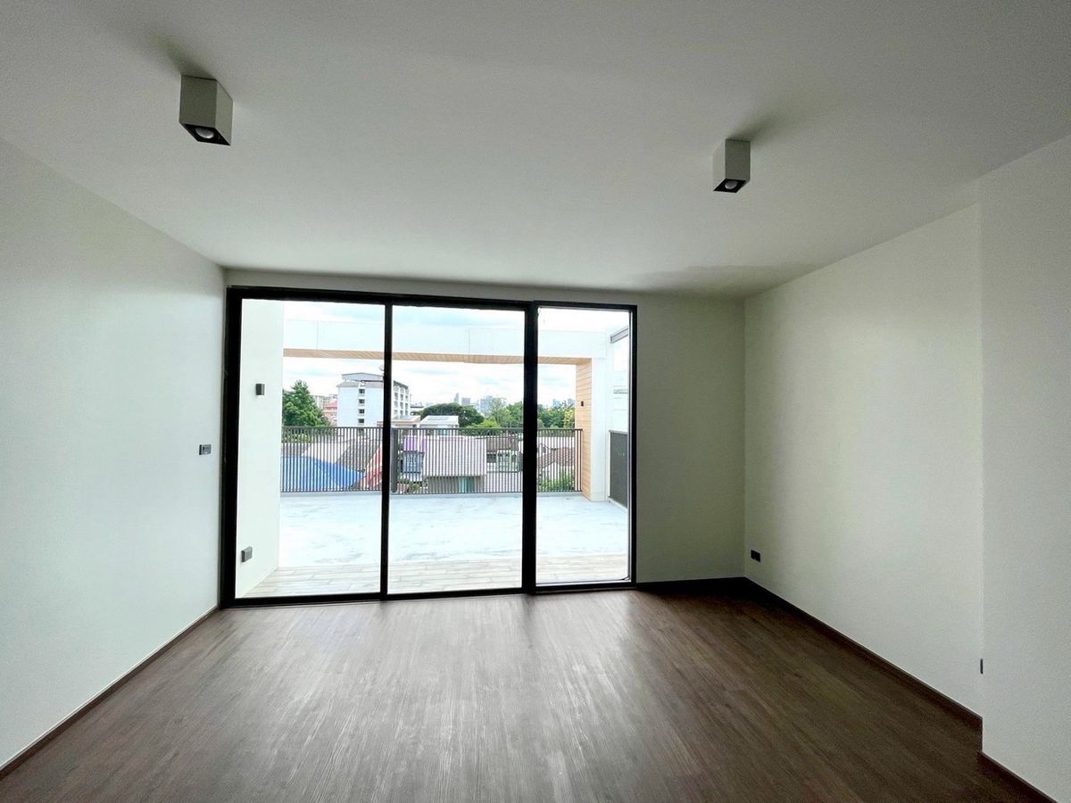 ขายโฮมออฟฟิศพระราม 9 เพชรบุรีตัดใหม่ RCA : ขายโฮมออฟฟิศหรู The Element Rama 9 ใกล้ The nine Center พระราม9 📲 𝟎𝟔𝟒-𝟕𝟗𝟒𝟒𝟐𝟔𝟑(คุณน้ำ) 