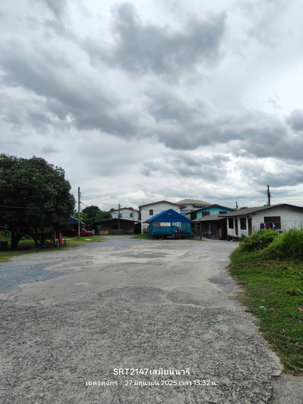 ขายที่ดินสะพานควาย จตุจักร : ขายที่ดิน  ติดสถานีรถไฟฟ้า SRT สายสีแดง เสมียนนารี เหมาะสำหรับการสร้างอาคารสูง 