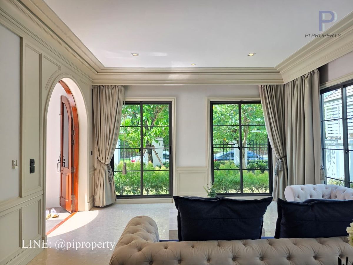 ให้เช่าบ้านบางนา แบริ่ง ลาซาล : ให้เช่า: วิลล่าหรูในโครงการแกรนด์ บางกอก บูเลอวาร์ด สุขุมวิท 4 ห้องนอน 5 ห้องน้ำ