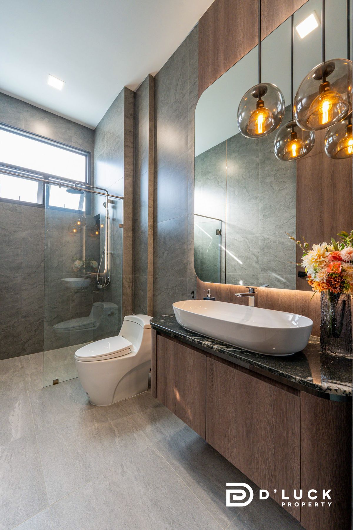 ขายพัทยา บางแสน ชลบุรี สัตหีบ : Ultra Luxury Pool Villa in Pattaya