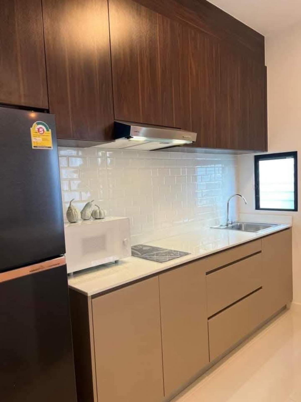 ให้เช่าทาวน์โฮมบางนา แบริ่ง ลาซาล : บ้านเช่า Indy 5 บางนา กม.7 พร้อมเข้าอยู่ ใกล้เมกกาบางนา Indy 5 Bangna km.7 for Rent, Ready to Move In Near Mega Bangna