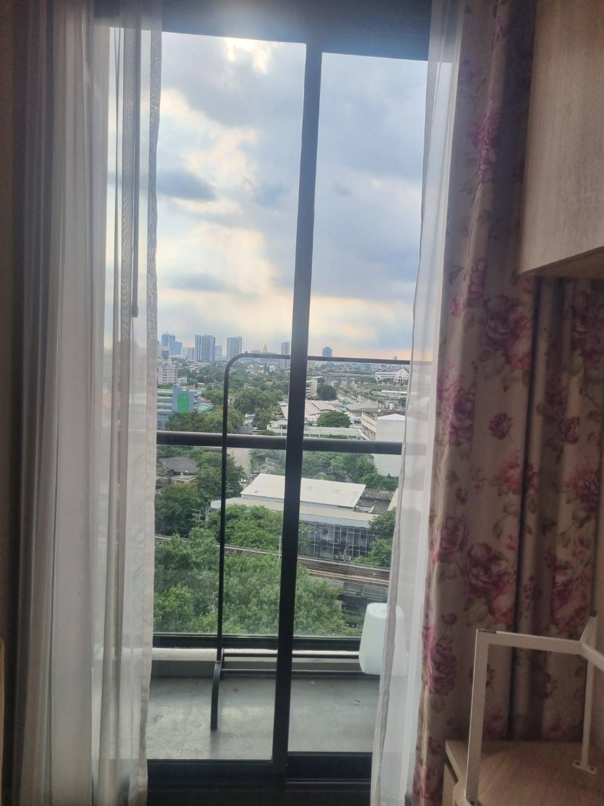 For RentCondoSapankwai,Jatujak : Condo for rent M Jatujak near BTS/MRT Mo Chit Fully comfortable, 1 bedroom, only 20,000 baht/month!