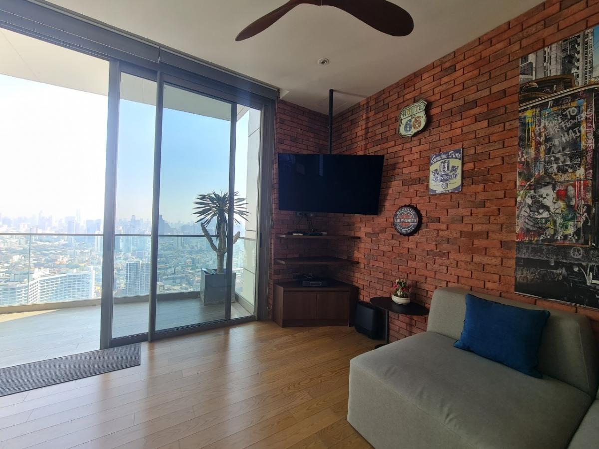 For SaleCondoWongwianyai, Charoennakor : Luxury by the riverside! 2 bedrooms at Magnolias Waterfront ResidencesView of ICONSIAM with complete amenities, close to BTS Krung Thonburi