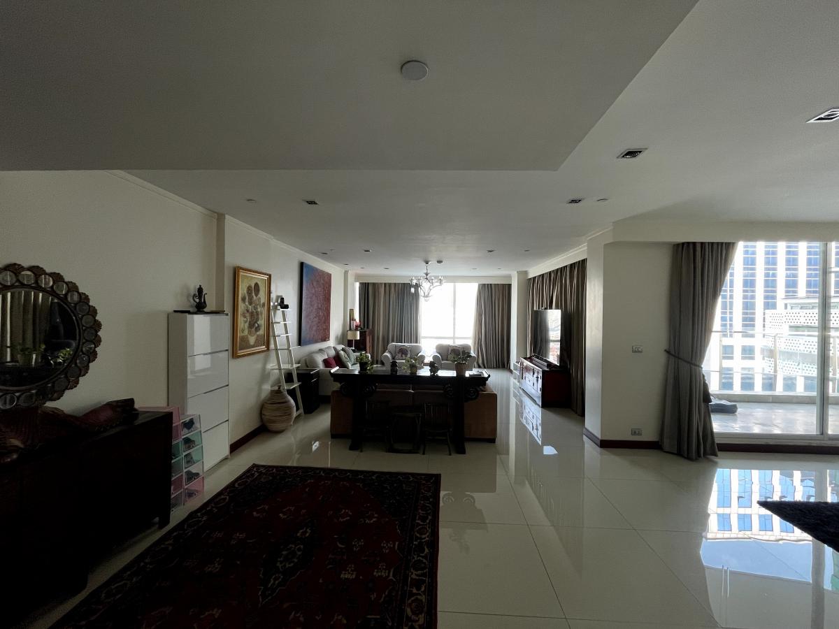 ขายคอนโดสุขุมวิท อโศก ทองหล่อ : 28/02/2026, รวมค่าโอนหรูหรากลางสุขุมวิท! 3 ห้องนอน 385 ตร.ม. ใกล้ BTS พร้อมอยู่ Le Raffine Sukhumvit 31 ราคา 65 ล้าน รีบจับจองก่อนพลาด!